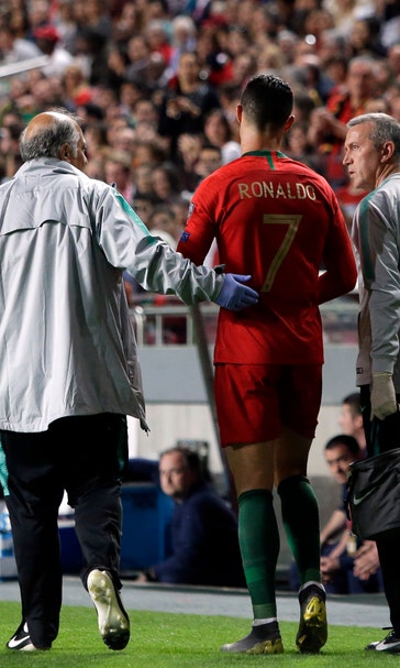 Juventus: Ronaldo's injury 'apparently minor'